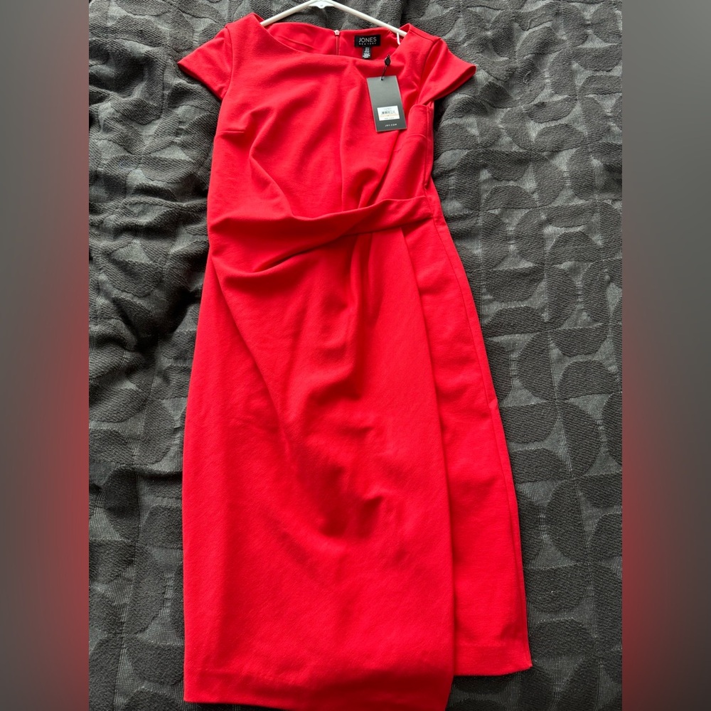 Jones New York size 2 red dress new asymmetric